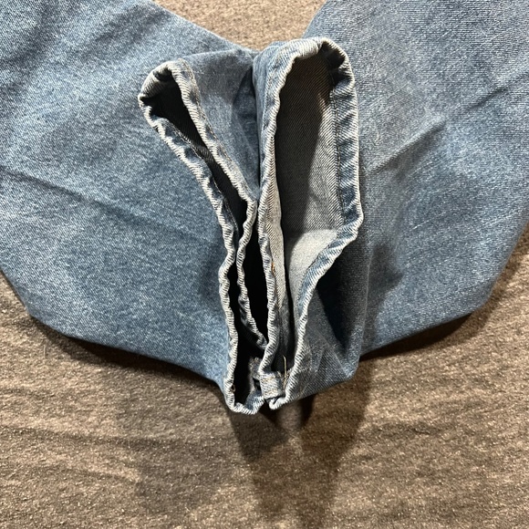 Wrangler Authentics Men Cotton Relaxed Fit Mid Wash Jeans Size 42 x 32 - Picture 7 of 9